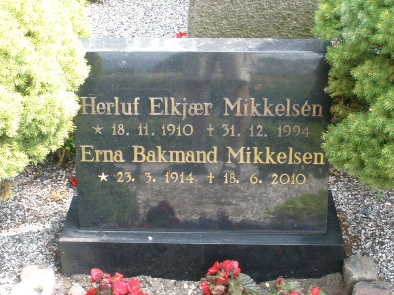 Erna Bakmand  Mikkelsen.JPG